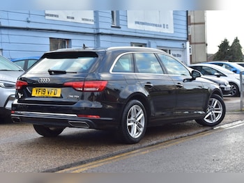 Used Audi A4 2019 for sale - 77021811: Photo