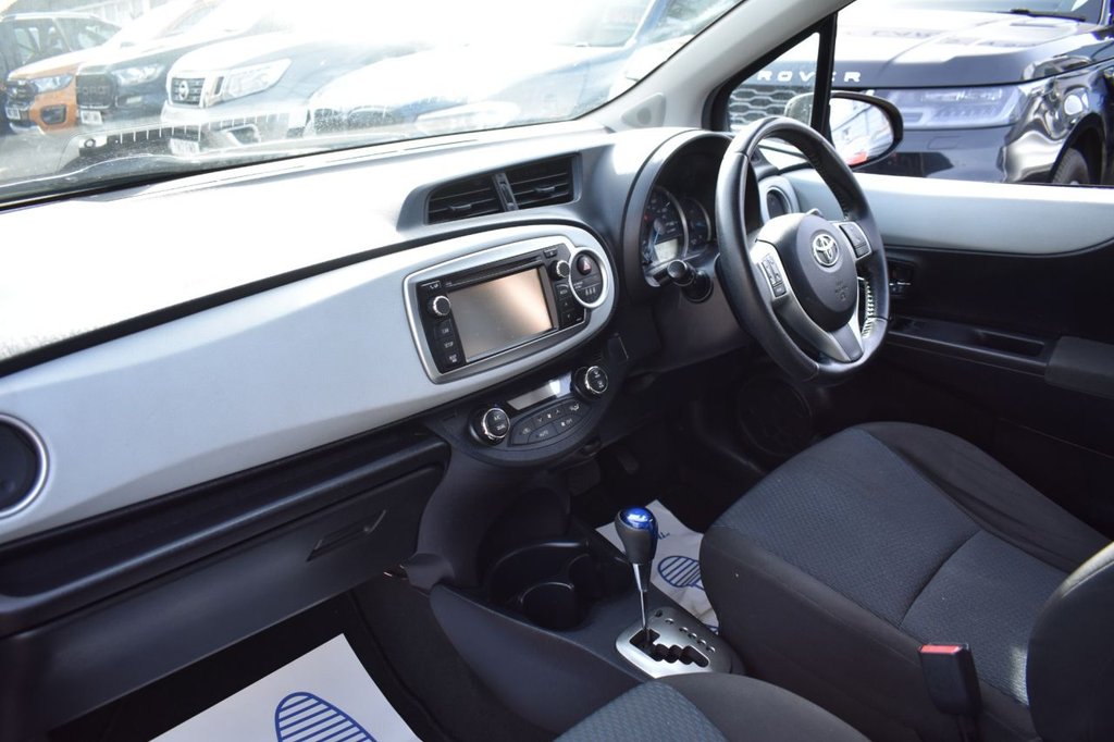 Used Toyota Yaris 2012 for sale - 78212615: Photo 28