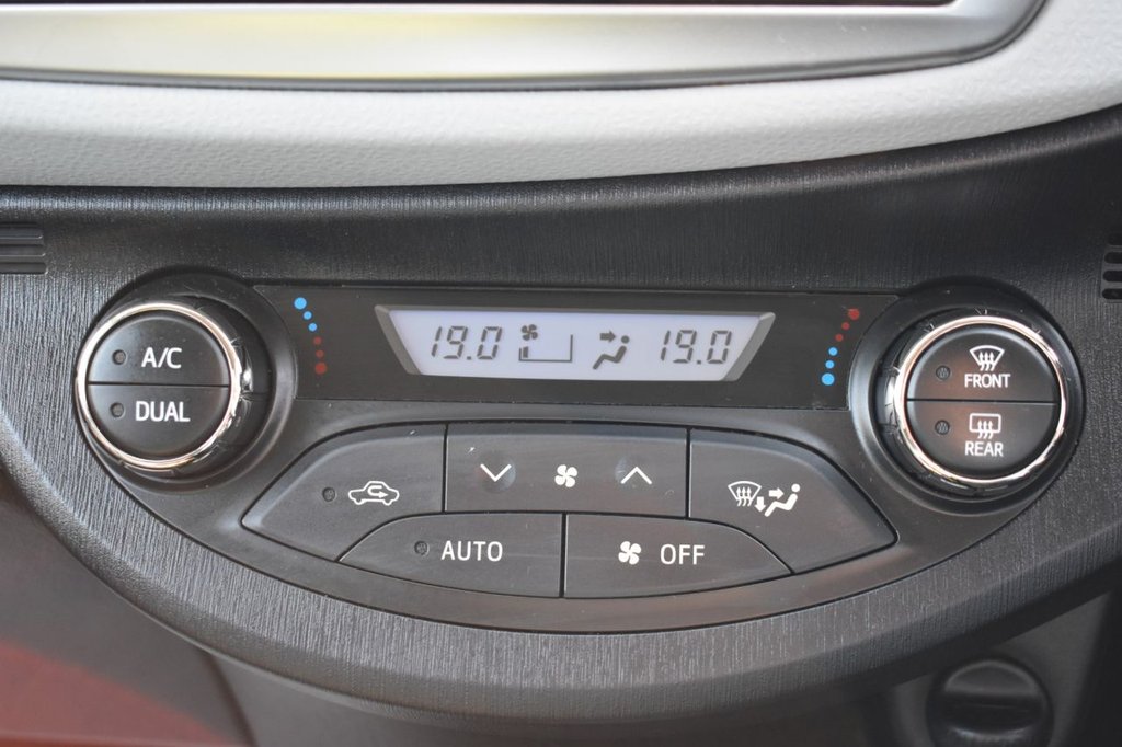 Used Toyota Yaris 2012 for sale - 78212615: Photo 43