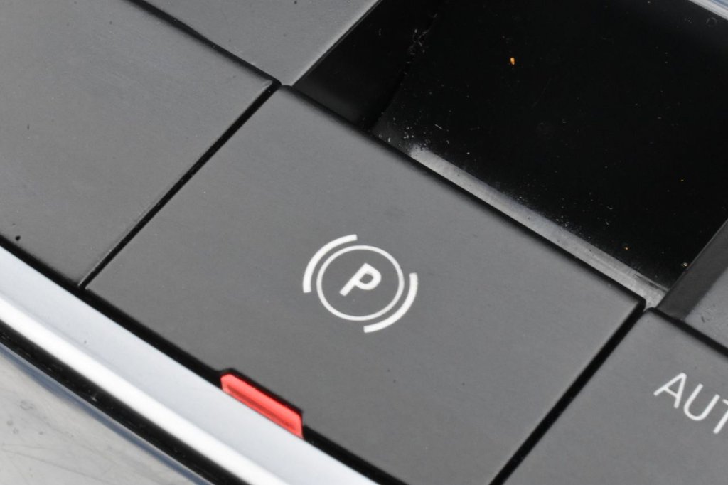 Used BMW 1 Series 2021 for sale - 76400154: Photo 44