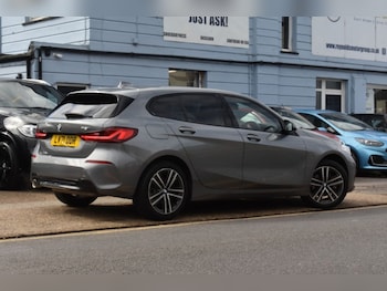 Used BMW 1 Series 2021 for sale - 76400154: Photo