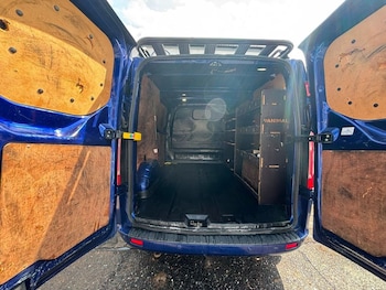 Used Ford Transit Custom 2017 for sale - 79313117: Photo