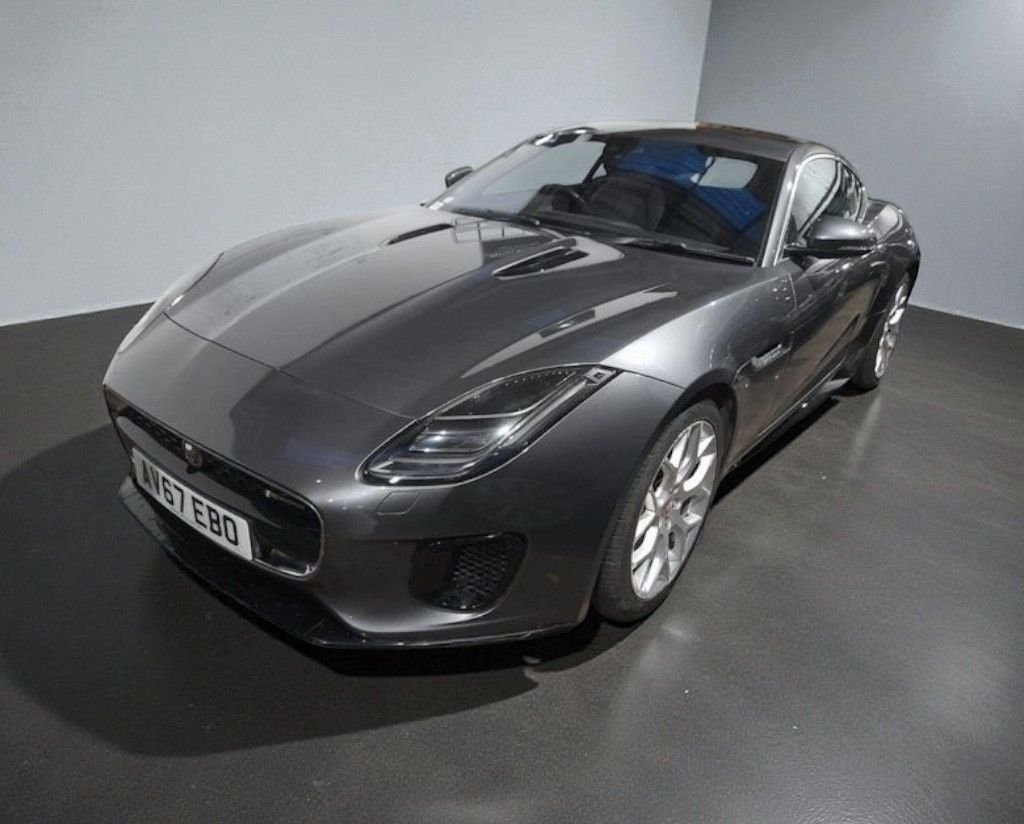 Used Jaguar F-Type 2017 for sale - 76604795: Photo 3