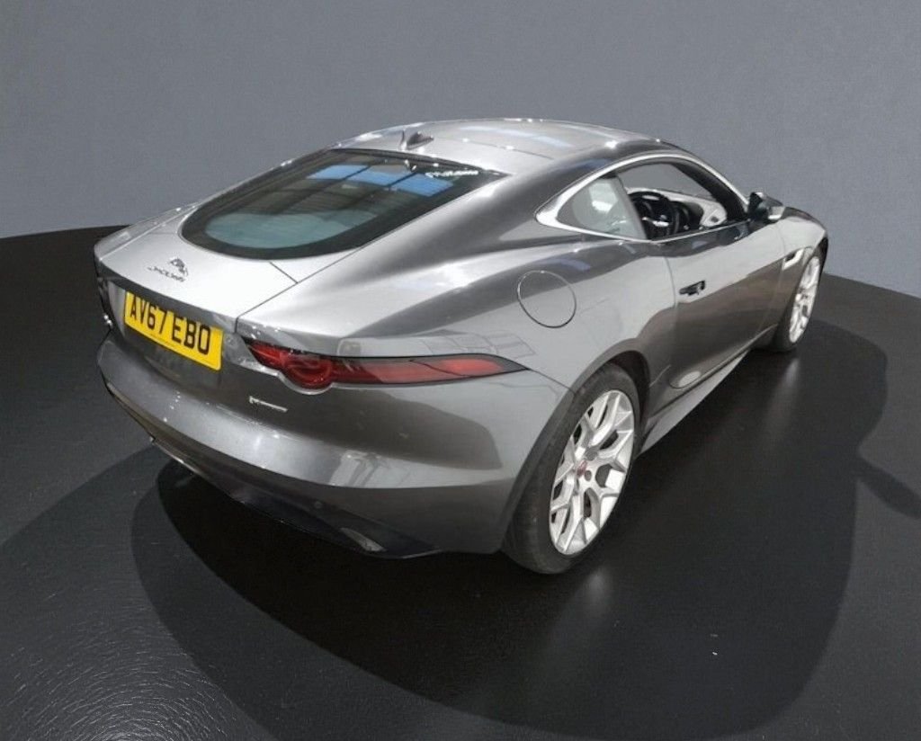 Used Jaguar F-Type 2017 for sale - 76604795: Photo 8