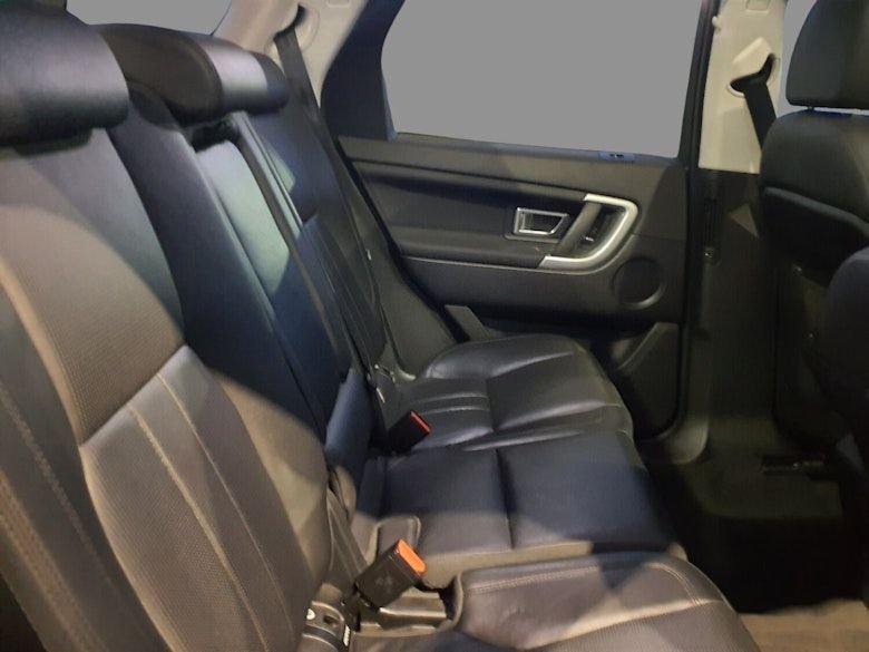 Used Land Rover Discovery Sport 2017 for sale - 77360084: Photo 9