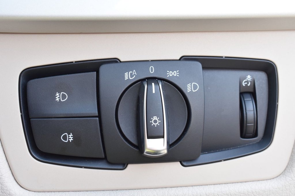 Used BMW 3 Series 2016 for sale - 78206595: Photo 30