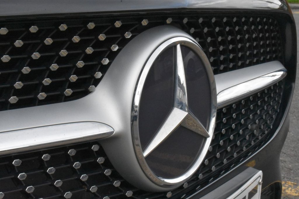 Used Mercedes-Benz A-Class 2018 for sale - 76528742: Photo 11