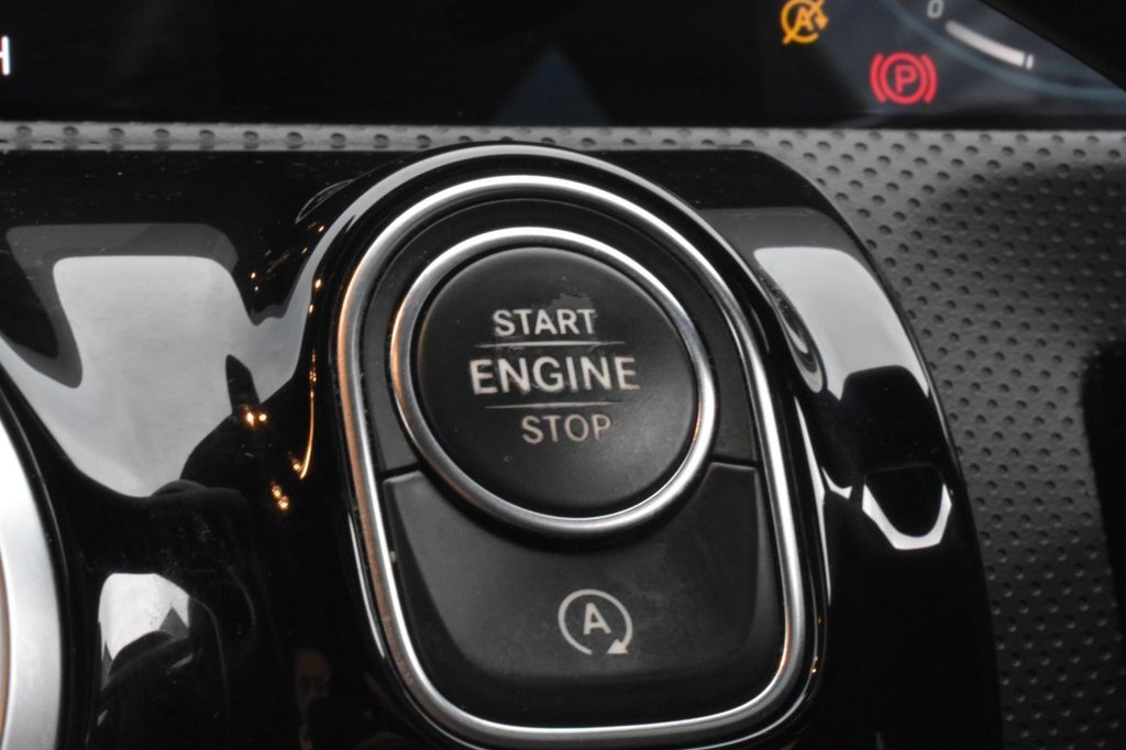 Used Mercedes-Benz A-Class 2018 for sale - 76528742: Photo 38