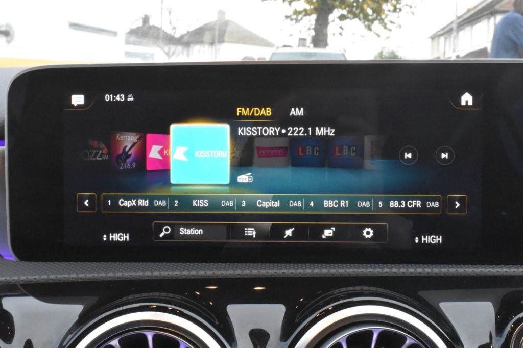 Used Mercedes-Benz A-Class 2018 for sale - 76528742: Photo 44