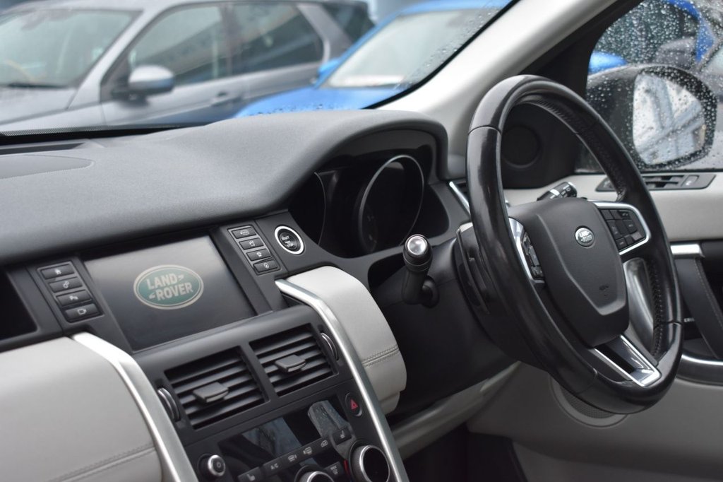 Used Land Rover Discovery Sport 2018 for sale - 77436715: Photo 31