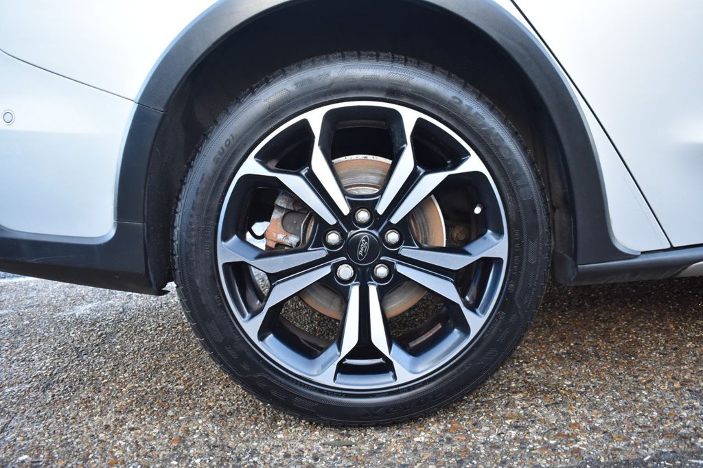 Used Ford Focus 2019 for sale - 77018121: Photo 14