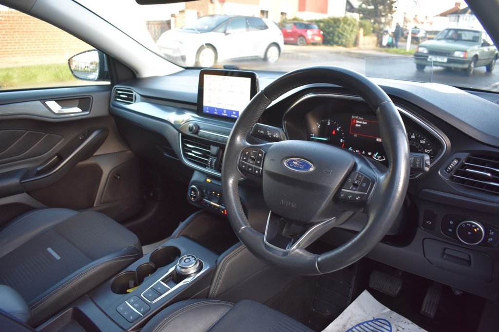 Used Ford Focus 2019 for sale - 77018121: Photo 19