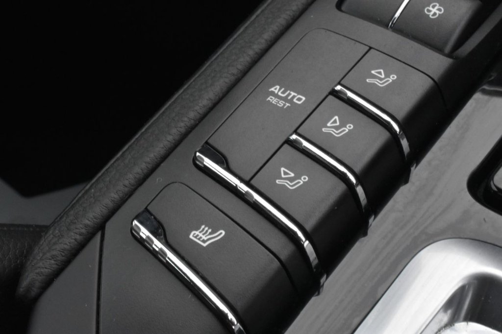 Used Porsche Cayenne 2017 for sale - 76724145: Photo 35