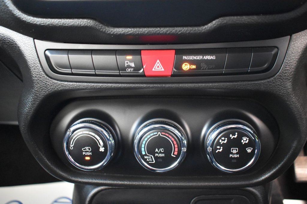 Used Jeep Renegade 2016 for sale - 78117602: Photo 42