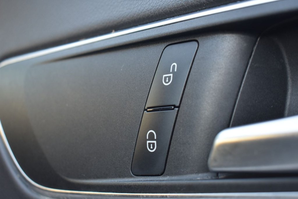 Used Mercedes-Benz CLA 2017 for sale - 76528746: Photo 31