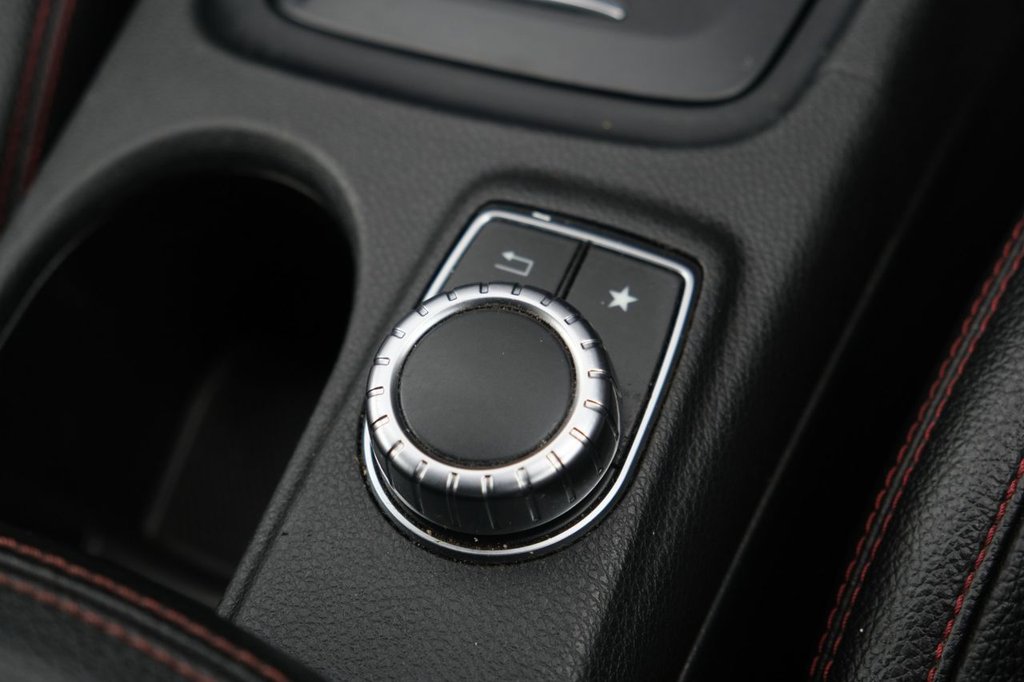 Used Mercedes-Benz GLA 2015 for sale - 76445890: Photo 18