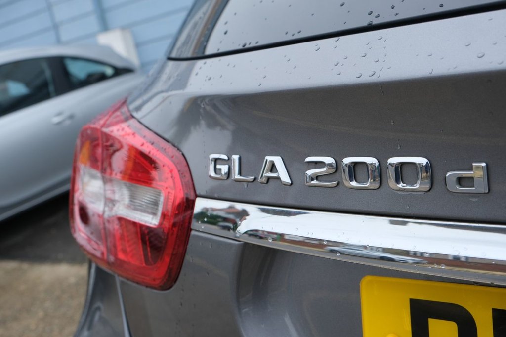 Used Mercedes-Benz GLA 2015 for sale - 76445890: Photo 7