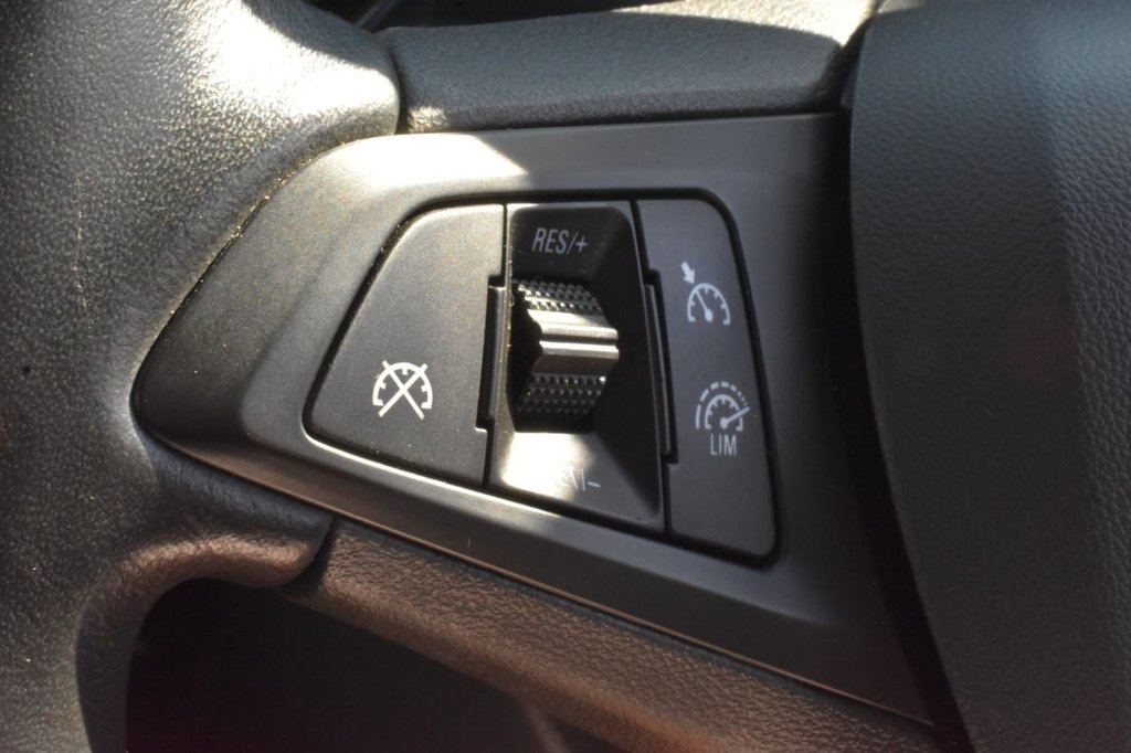 Used Vauxhall Astra 2017 for sale - 77792463: Photo 40