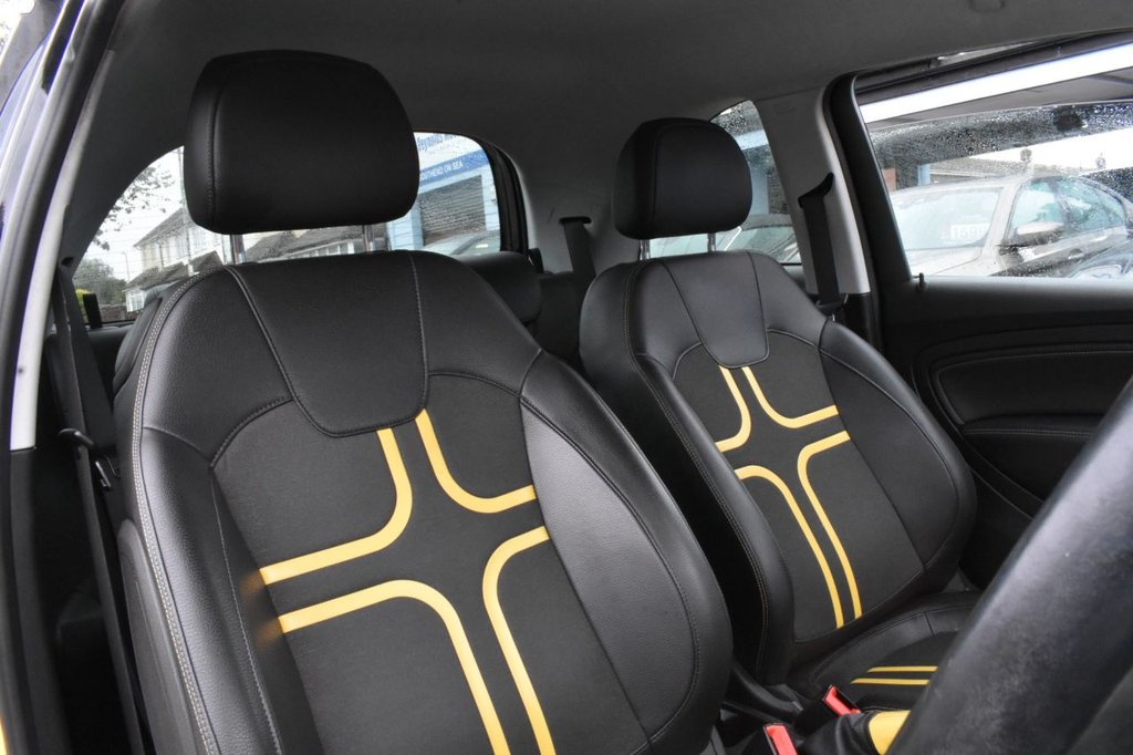 Used Vauxhall ADAM 2014 for sale - 76400178: Photo 15