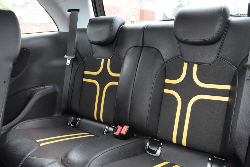 Used Vauxhall ADAM 2014 for sale - 76400178: Photo 17