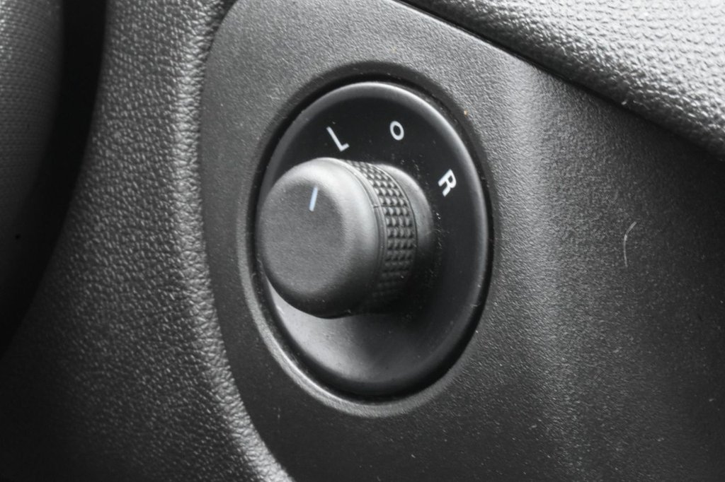 Used Vauxhall ADAM 2014 for sale - 76400178: Photo 23