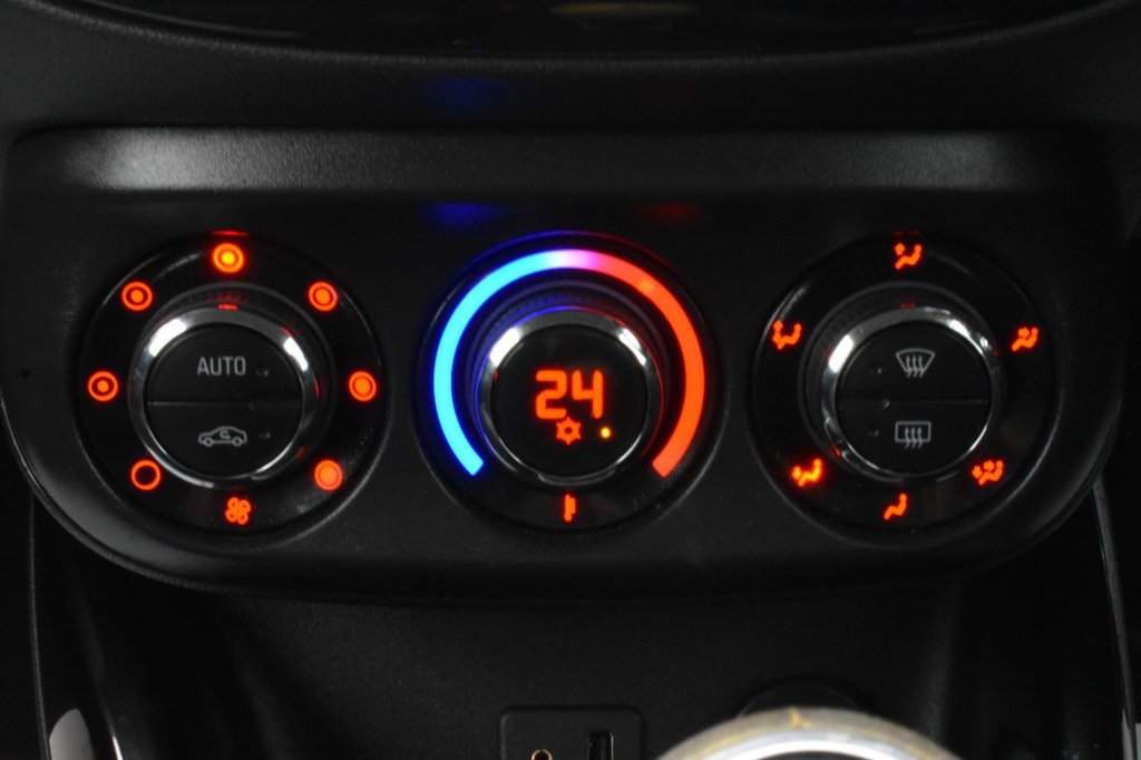 Used Vauxhall ADAM 2014 for sale - 76400178: Photo 33