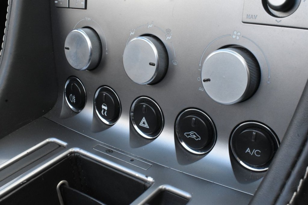 Used Aston Martin DB9 2007 for sale - 77053605: Photo 41