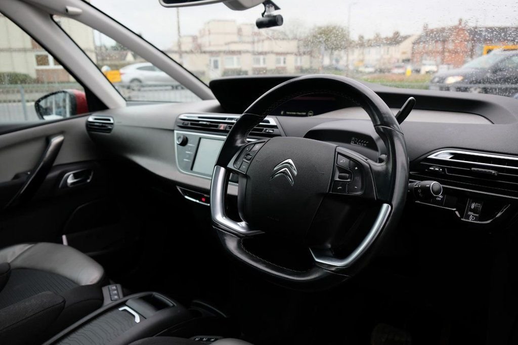 Used Citroen C4 Picasso 2017 for sale - 76670665: Photo 3