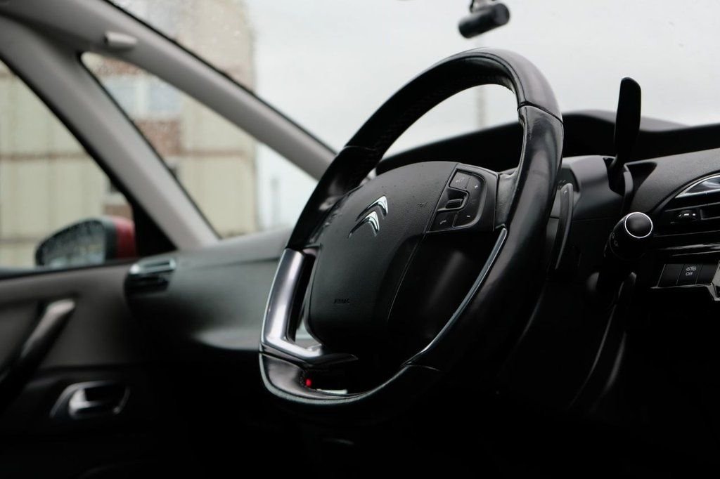 Used Citroen C4 Picasso 2017 for sale - 76670665: Photo 7