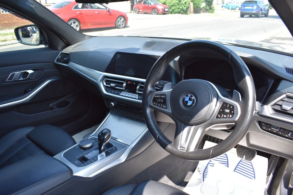 Used BMW 3 Series 2021 for sale - 76400140: Photo 15