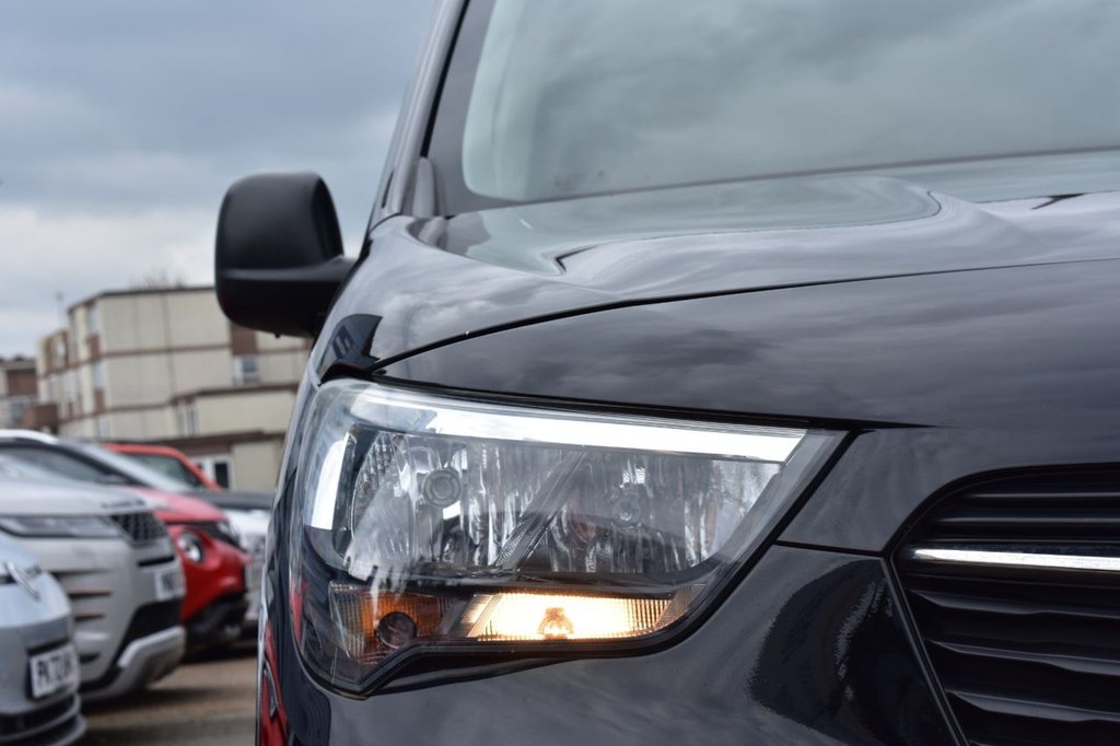 Used Vauxhall Combo 2020 for sale - 78095918: Photo 3