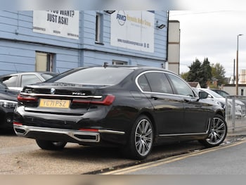 Used BMW 7 Series 2021 for sale - 76400168: Photo