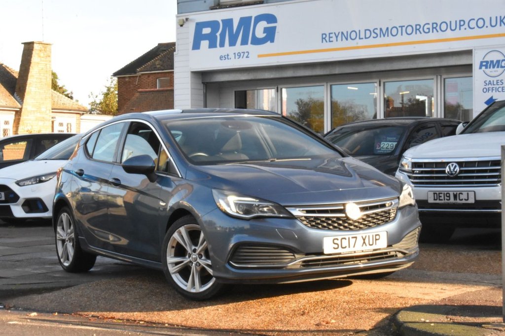 Used Vauxhall Astra 2017 for sale - 76574789: Photo 1