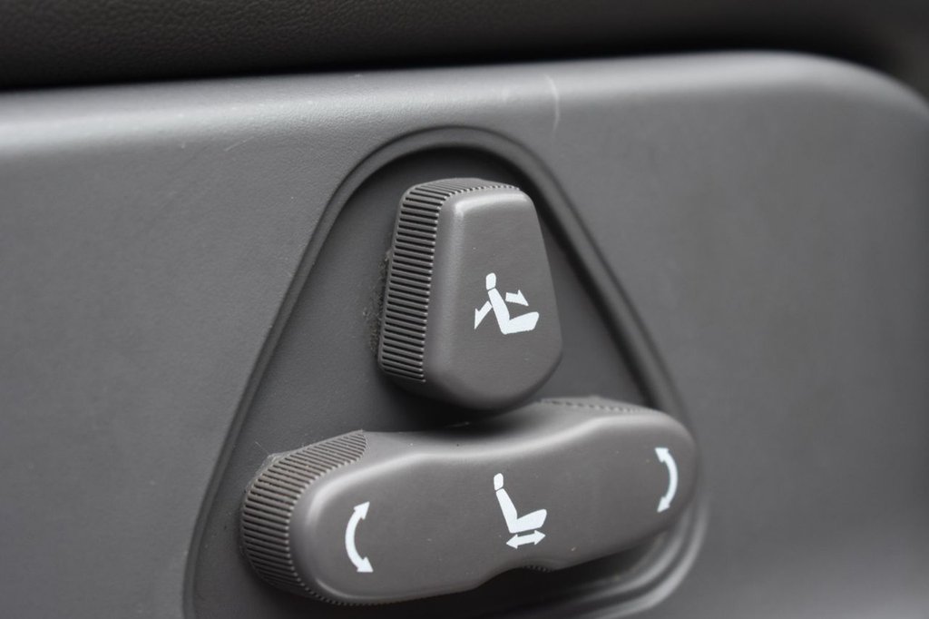 Used Ssangyong Turismo 2016 for sale - 78212969: Photo 30