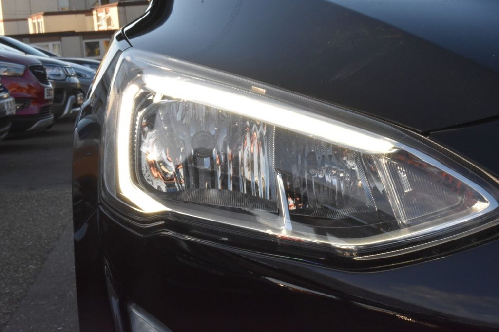 Used Ford Focus 2019 for sale - 76685903: Photo 11