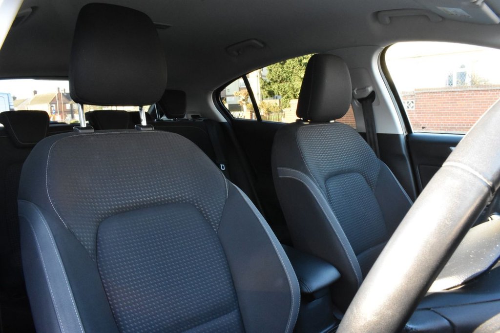 Used Ford Focus 2019 for sale - 76685903: Photo 19