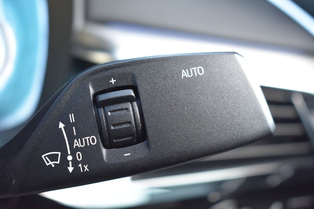 Used BMW 5 Series 2018 for sale - 77855452: Photo 33