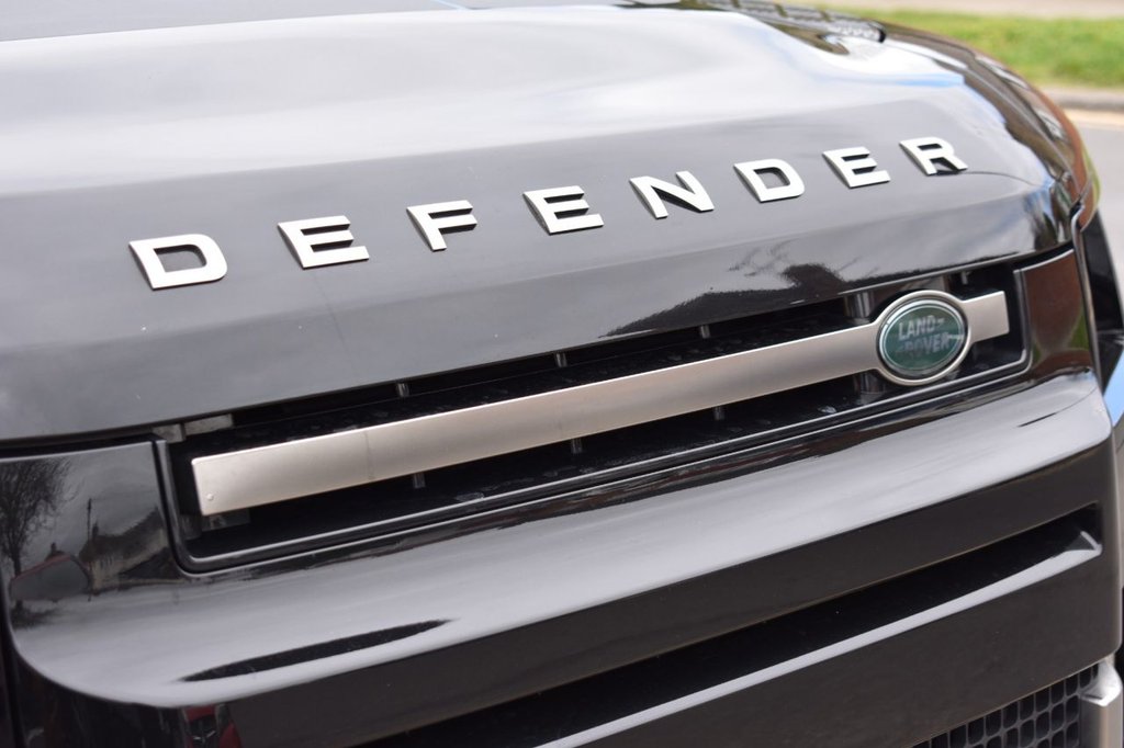 Used Land Rover Defender 2021 for sale - 78124671: Photo 11