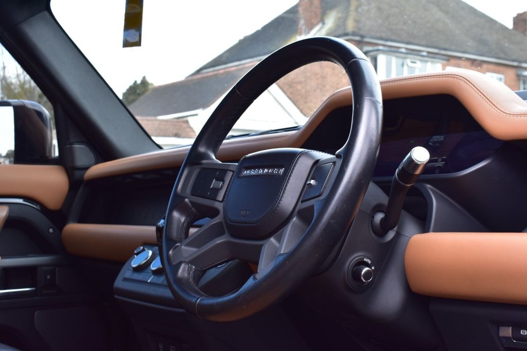 Used Land Rover Defender 2021 for sale - 78124671: Photo 24