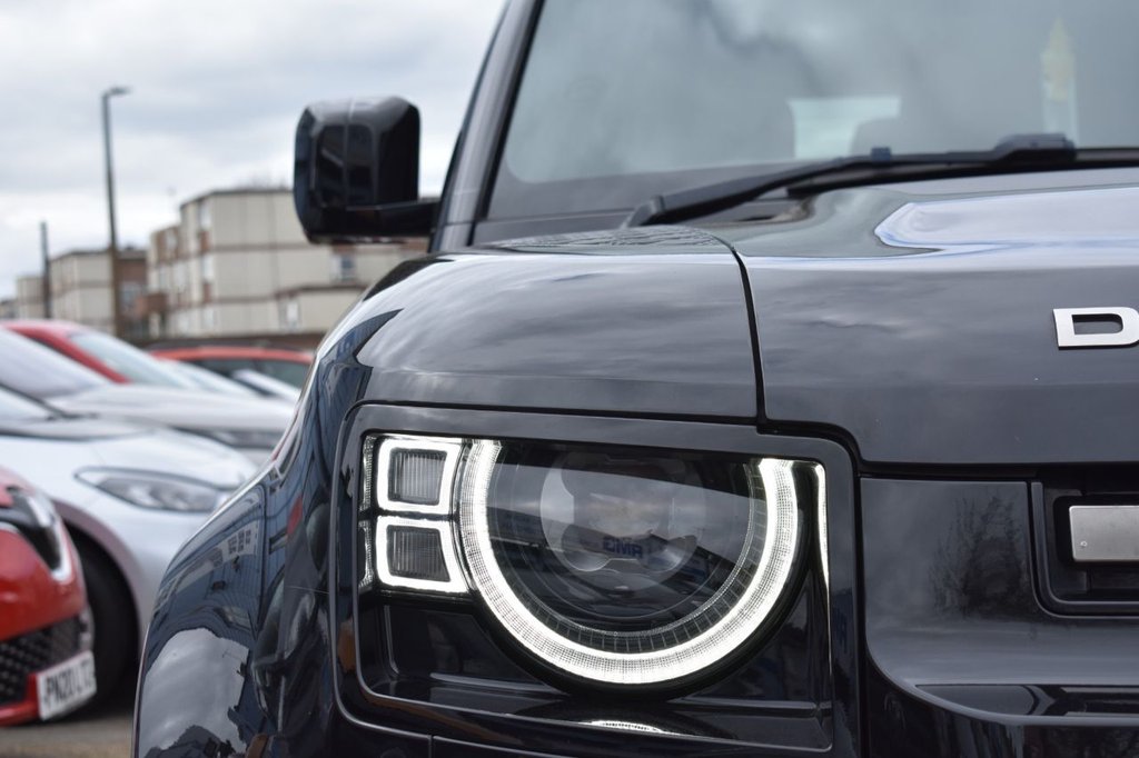 Used Land Rover Defender 2021 for sale - 78124671: Photo 3