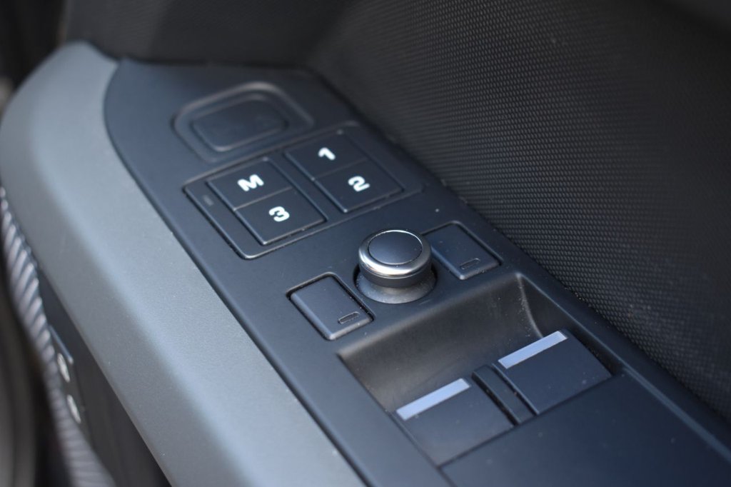 Used Land Rover Defender 2021 for sale - 78124671: Photo 35