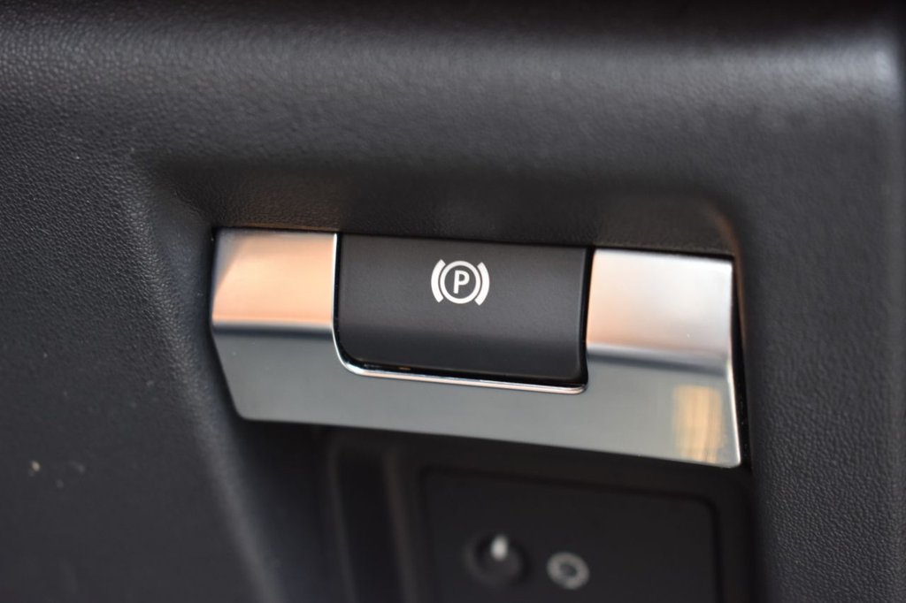 Used Land Rover Defender 2021 for sale - 78124671: Photo 36