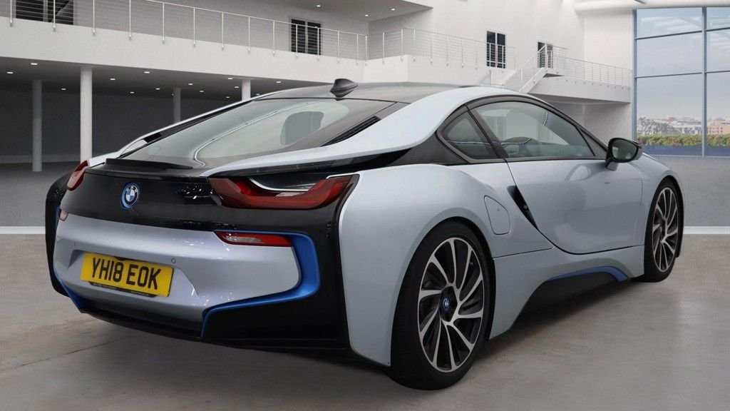 Used BMW i8 2018 for sale - 77360080: Photo 7