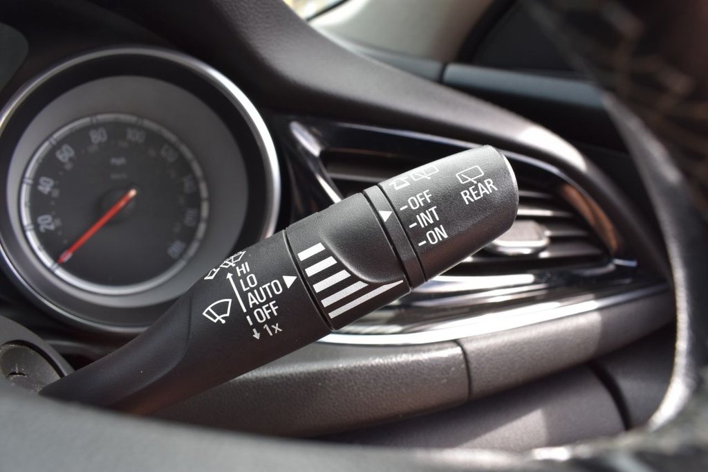 Used Vauxhall Insignia 2017 for sale - 77525984: Photo 29