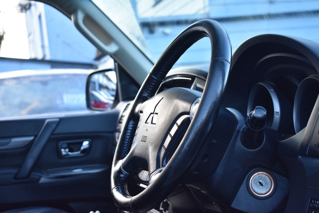 Used Mitsubishi Shogun 2018 for sale - 77608634: Photo 15