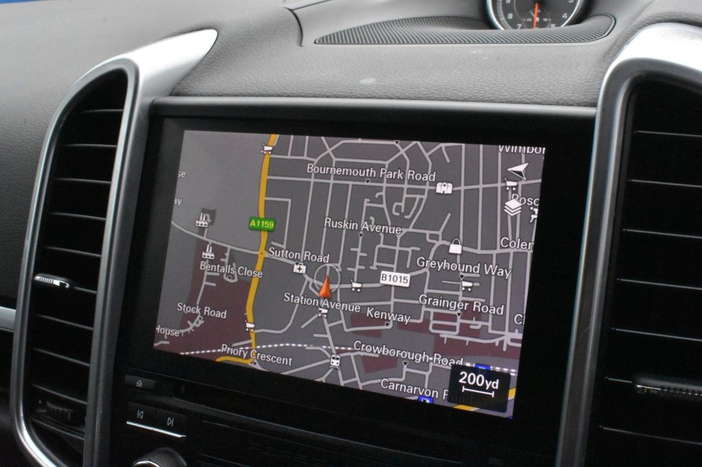 Used Porsche Cayenne 2017 for sale - 76590830: Photo 40