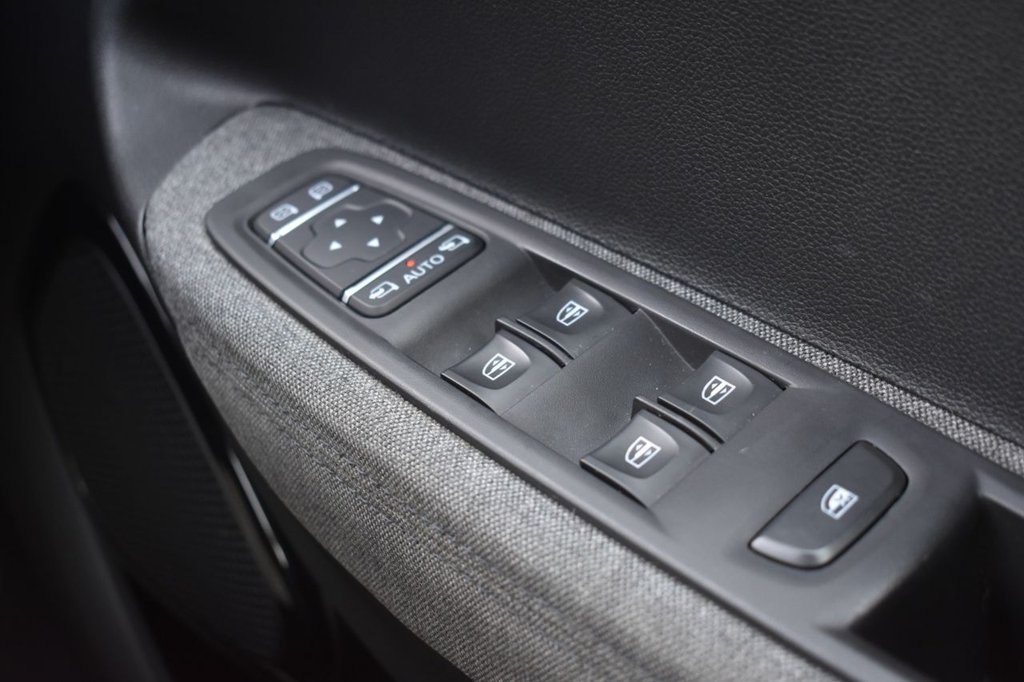 Used Renault Zoe 2020 for sale - 78056674: Photo 31