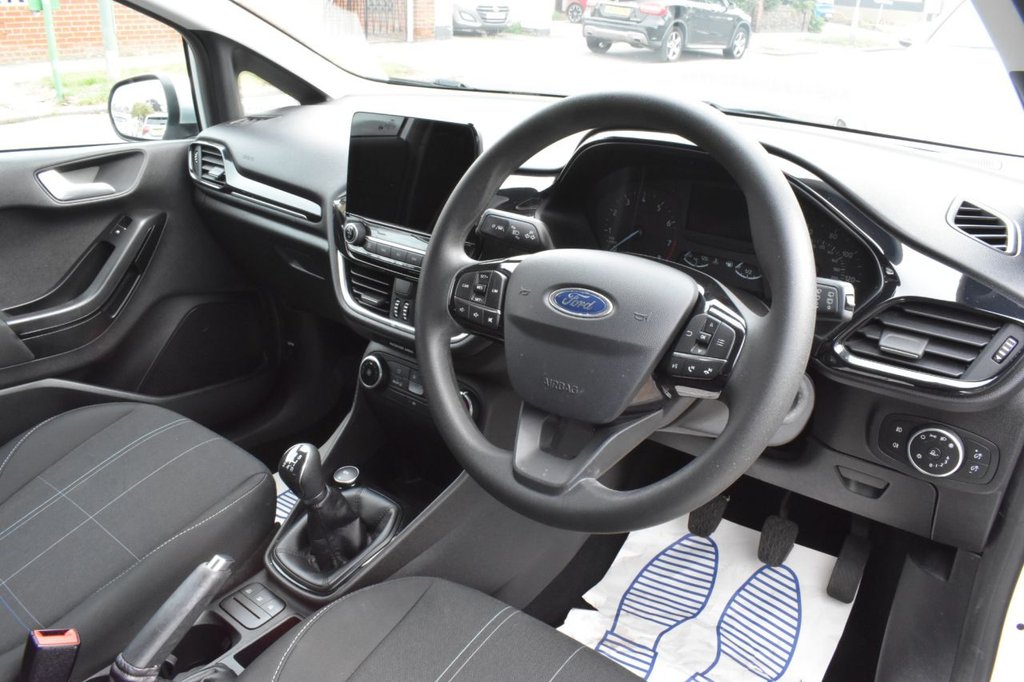 Used Ford Fiesta 2019 for sale - 76400171: Photo 18