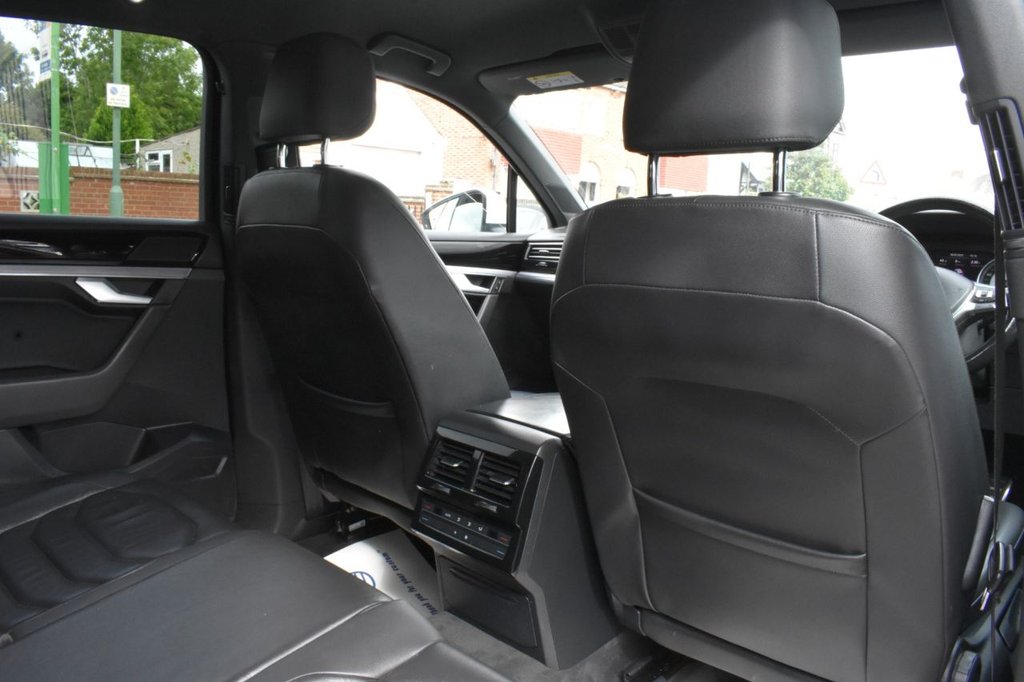 Used Volkswagen Touareg 2019 for sale - 77413388: Photo 17