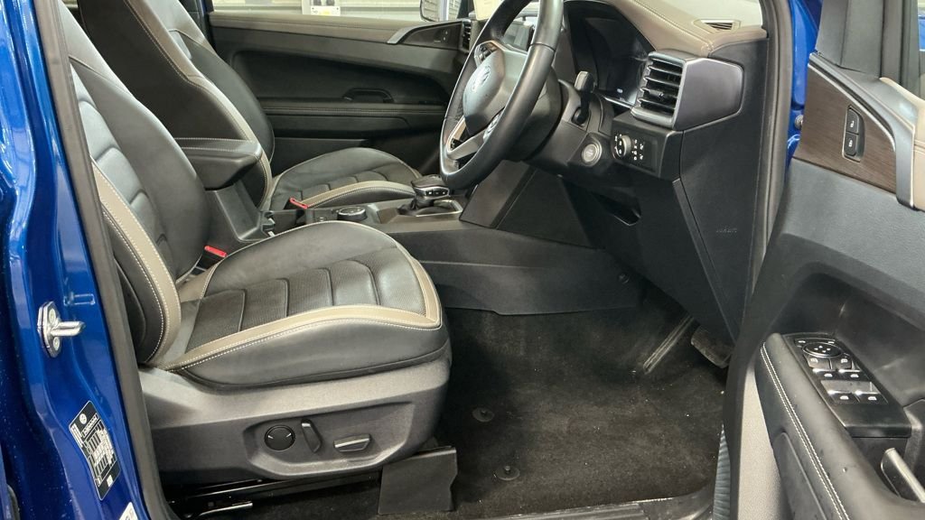 Used Volkswagen Amarok 2024 for sale - 77236722: Photo 16